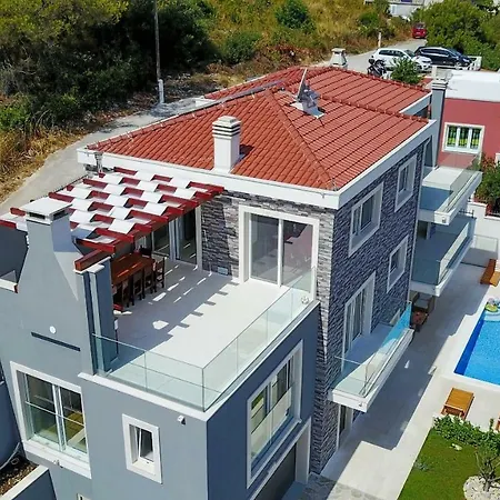 Luxury Zupanovic