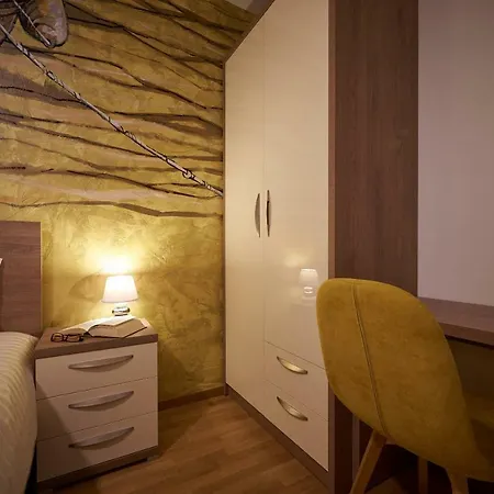 Luxury Zupanovic 트로기르