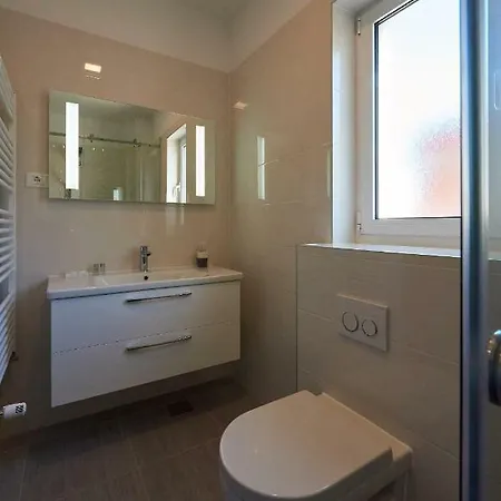 Luxury Zupanovic Traù