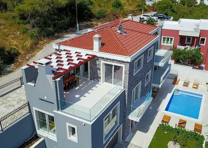Luxury Zupanovic